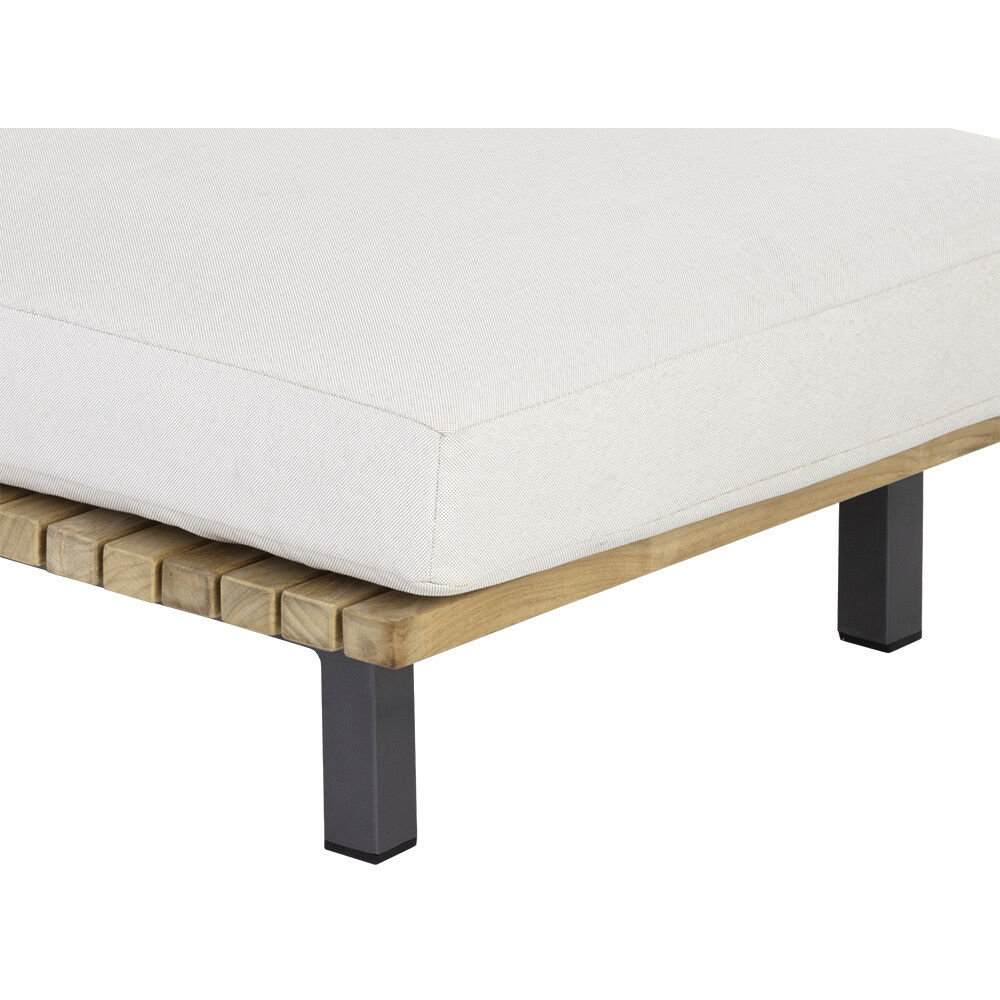 Geneve Palazzo Cream Outdoor Lounger